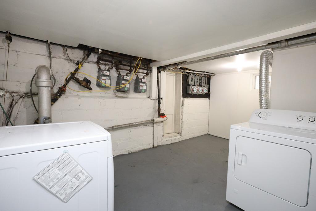 Single Family Rosita  Queens, NY 11417, MLS-880934-22