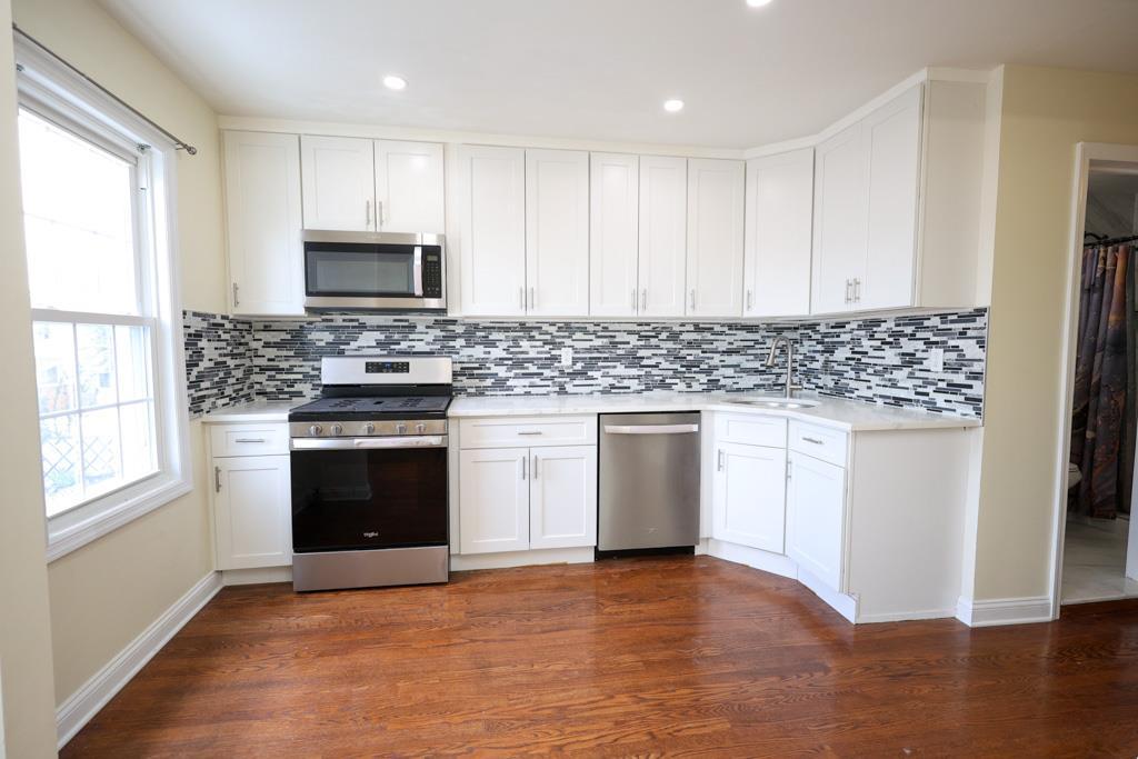 Single Family Rosita  Queens, NY 11417, MLS-880934-4
