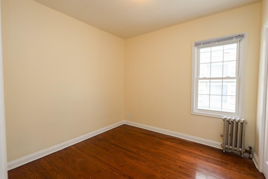 Single Family Rosita  Queens, NY 11417, MLS-880934-8