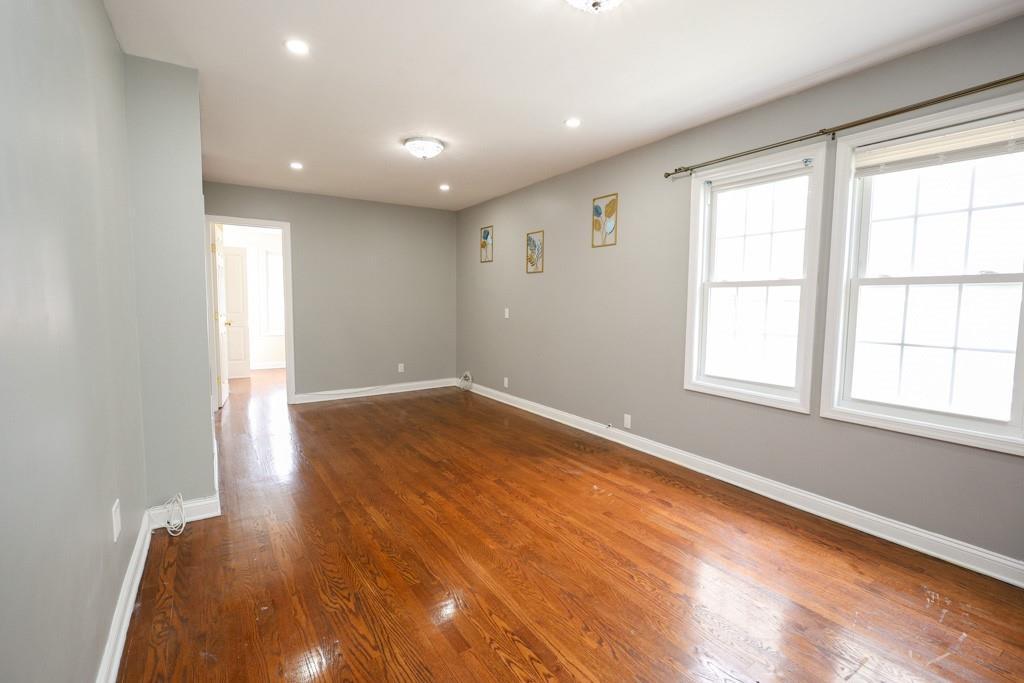 Single Family Rosita  Queens, NY 11417, MLS-880934-9