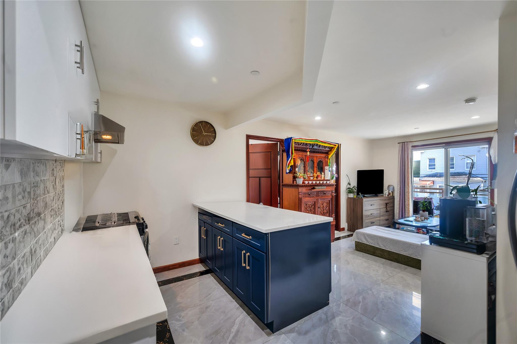 Condo 43rd  Queens, NY 11373, MLS-880987-5