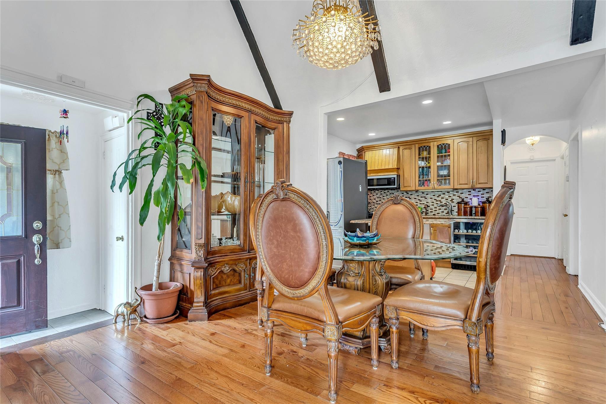 Single Family Francis Lewis  Queens, NY 11413, MLS-880992-4