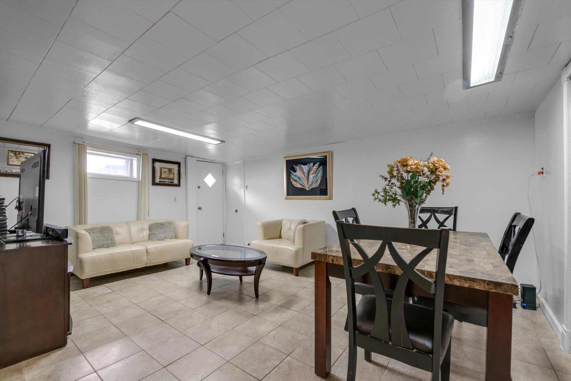 Single Family 74th  Queens, NY 11379, MLS-881003-12