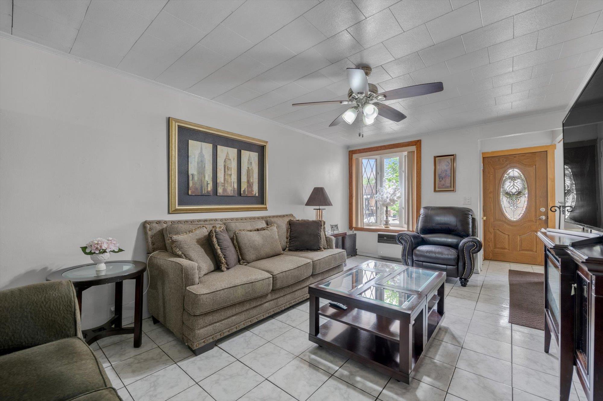 Single Family 74th  Queens, NY 11379, MLS-881003-4