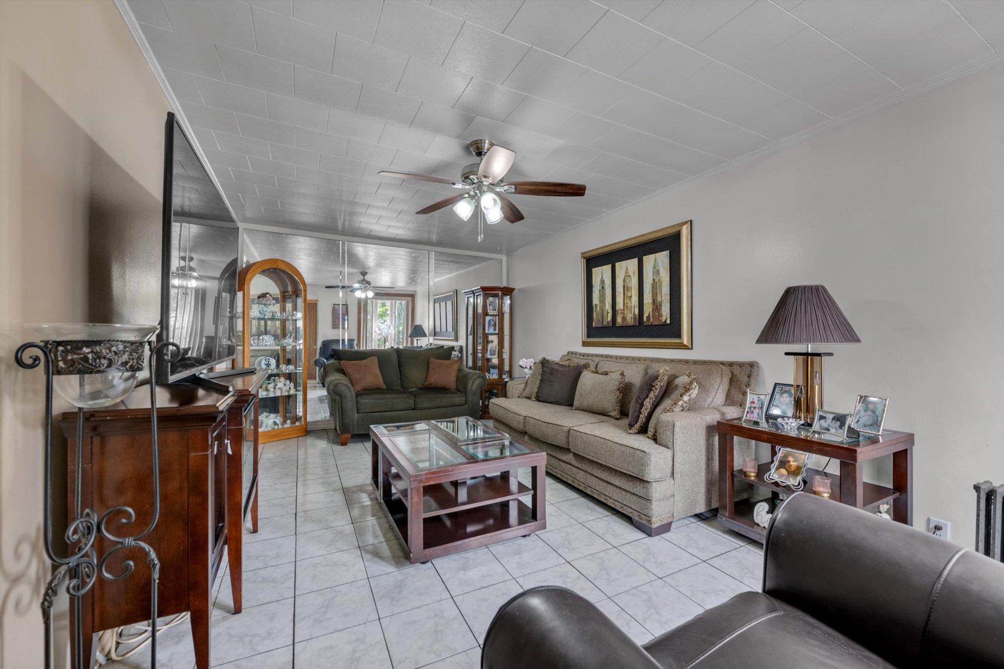 Single Family 74th  Queens, NY 11379, MLS-881003-5
