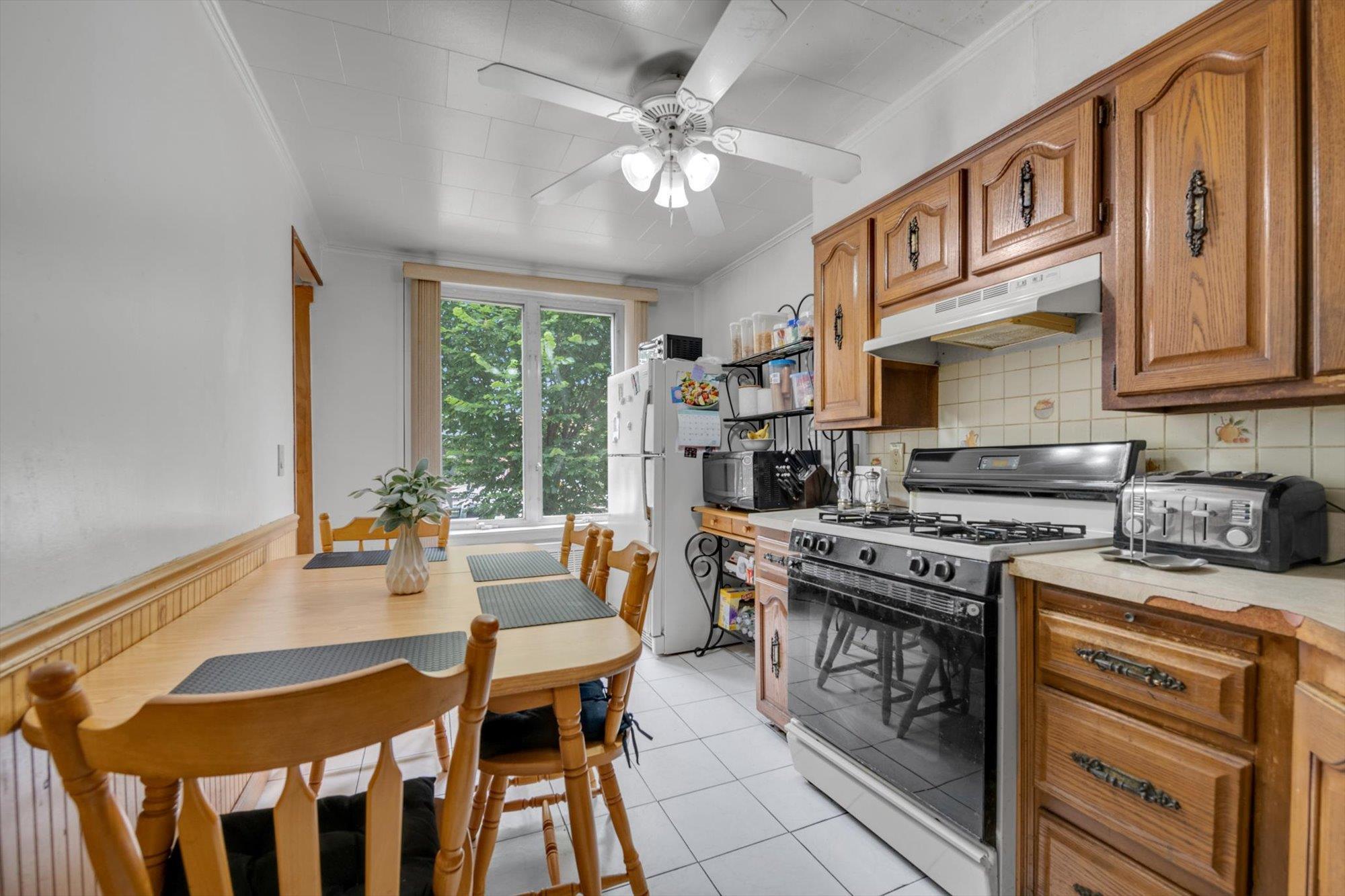 Single Family 74th  Queens, NY 11379, MLS-881003-6
