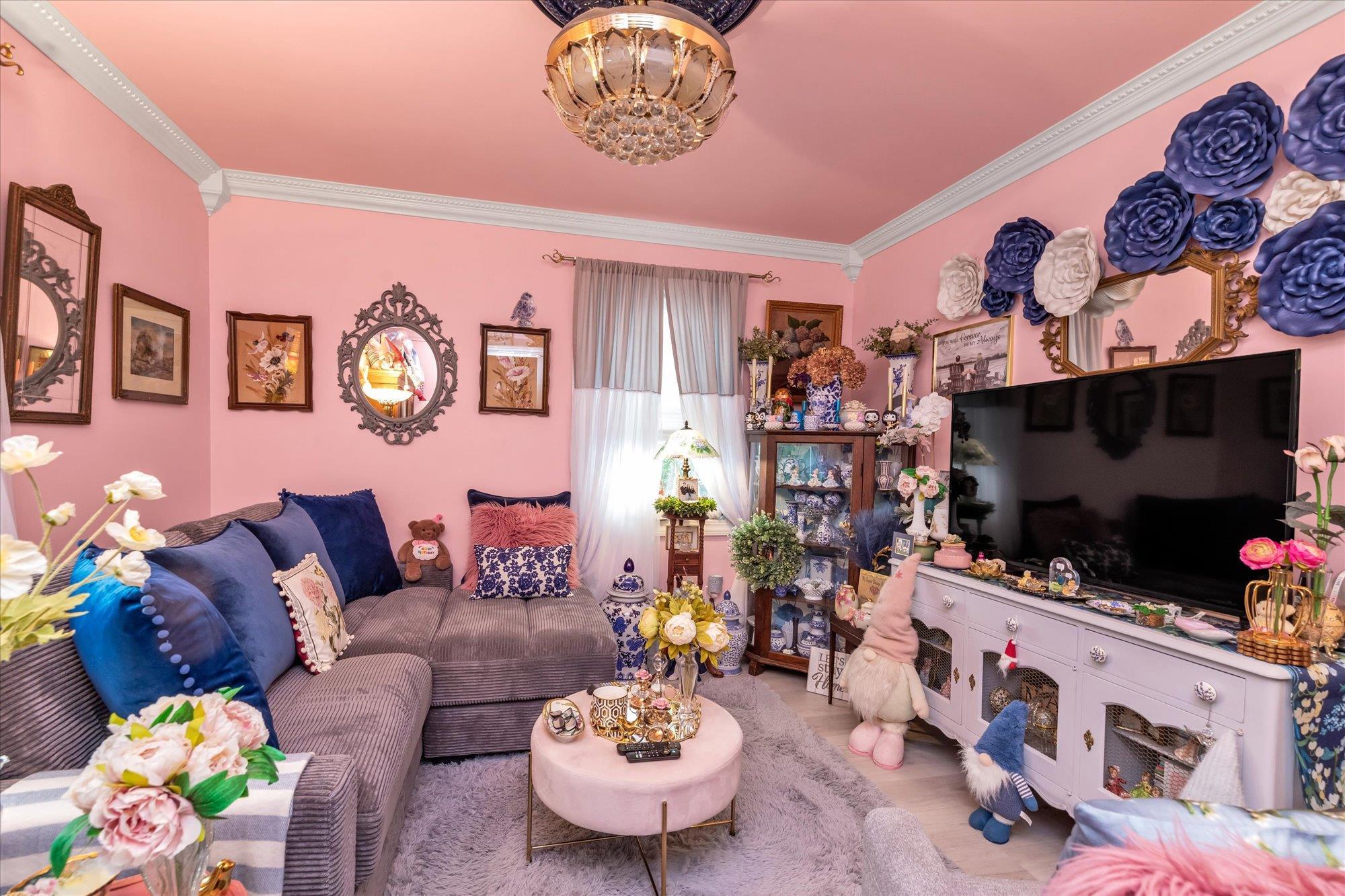 Single Family 4th  Suffolk County, NY 11757, MLS-881012-4