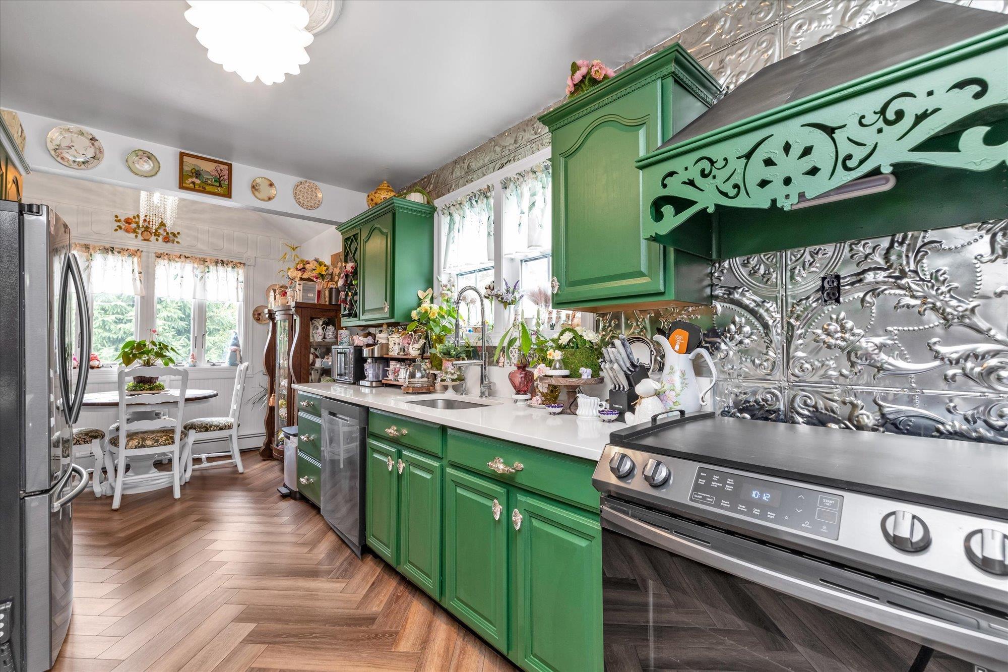 Single Family 4th  Suffolk County, NY 11757, MLS-881012-7