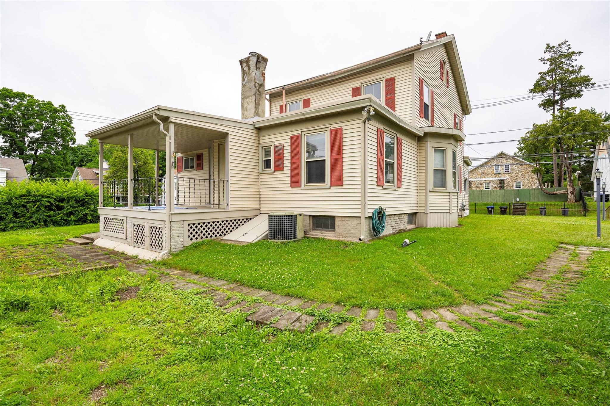 Single Family Worrall  Dutchess County, NY 12603, MLS-881019-27