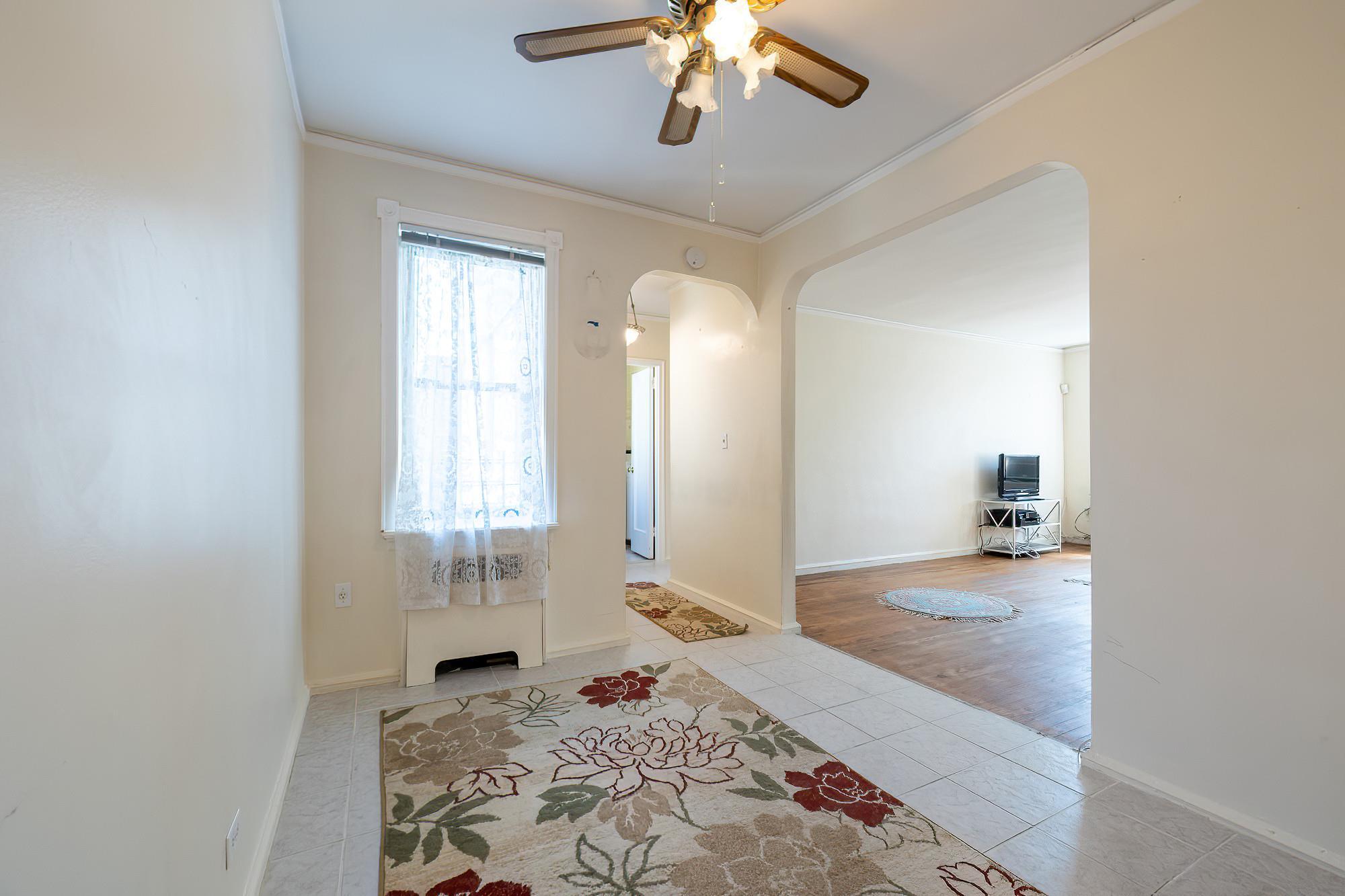 Coop Seaman  Manhattan, NY 10034, MLS-881061-3