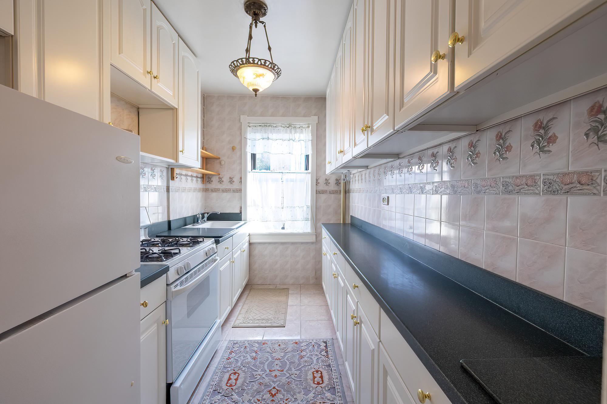 Coop Seaman  Manhattan, NY 10034, MLS-881061-9