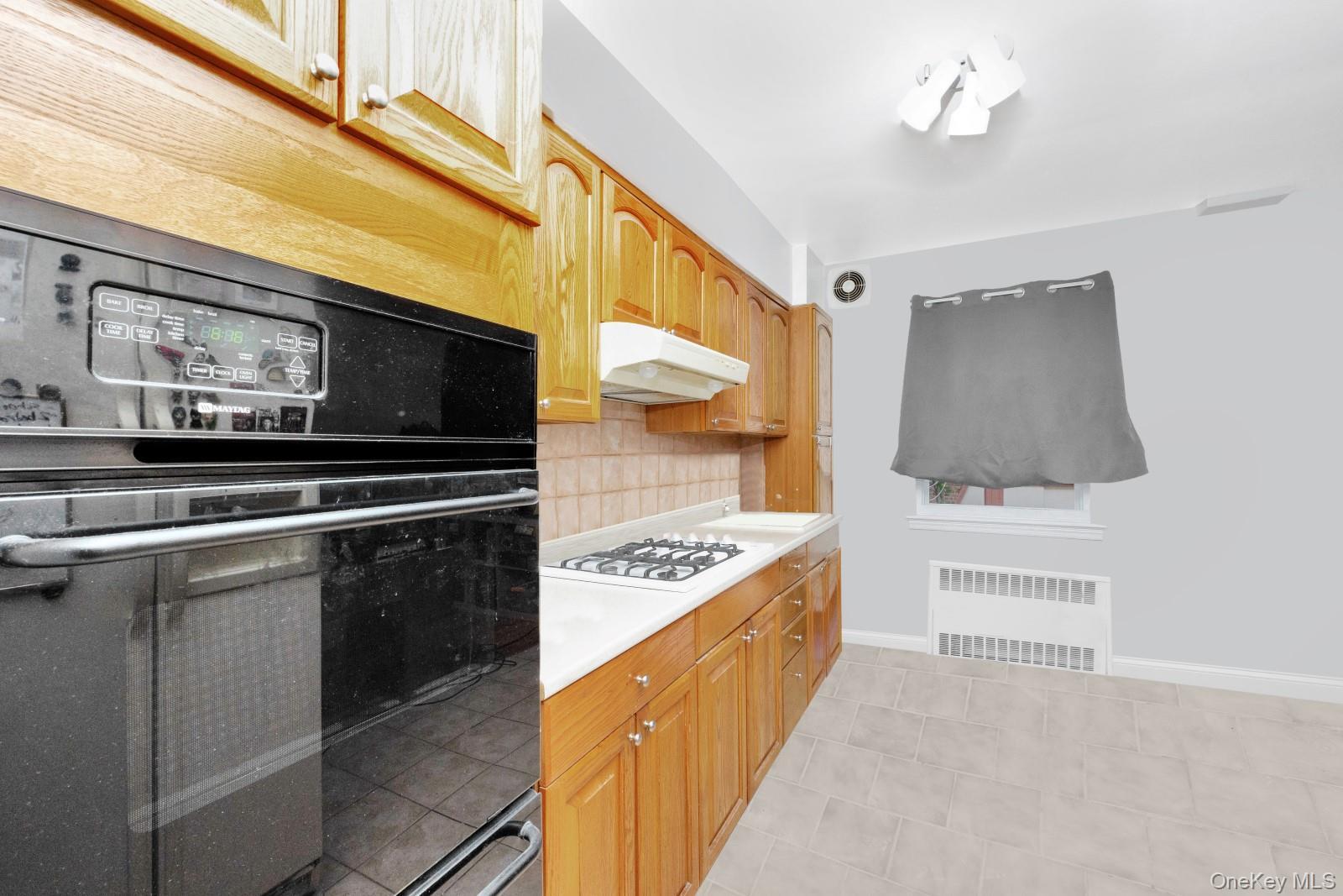 Single Family 73rd Queens, NY 11379, MLS-881067-10