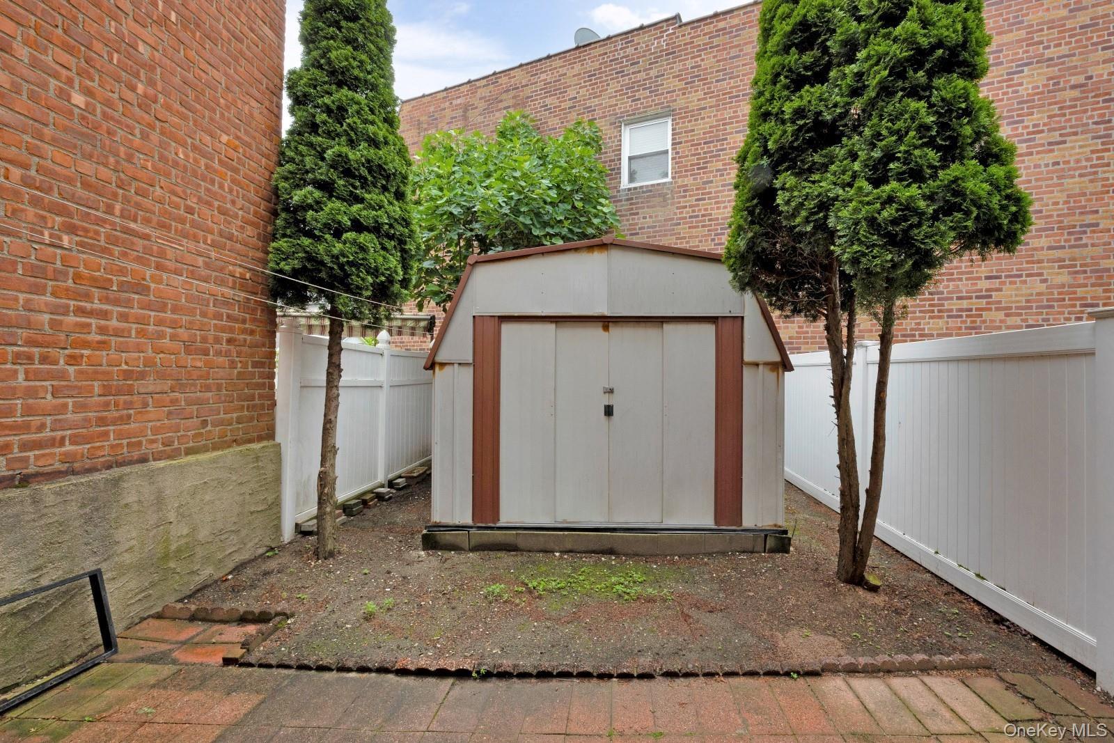 Single Family 73rd Queens, NY 11379, MLS-881067-16