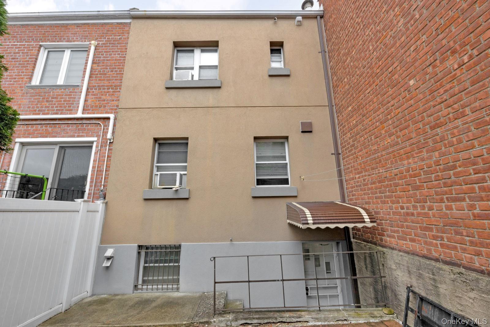 Single Family 73rd Queens, NY 11379, MLS-881067-17