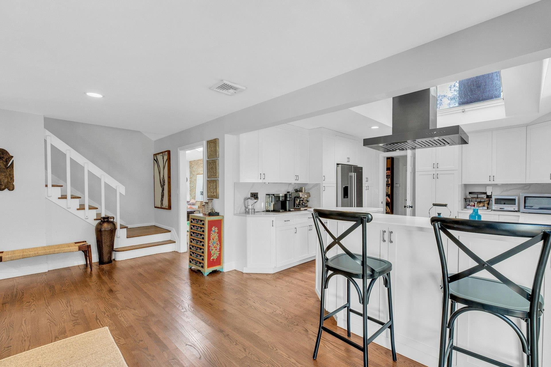 Single Family Hillcrest  Nassau County, NY 11771, MLS-881075-15