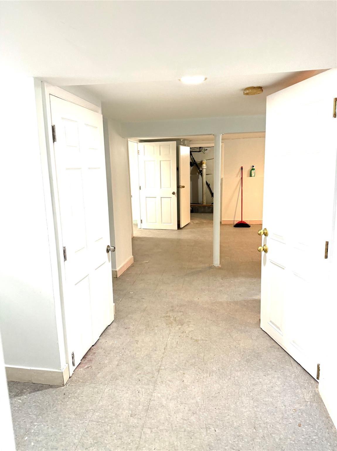 Single Family 87 Avenue  Queens, NY 11427, MLS-881079-7