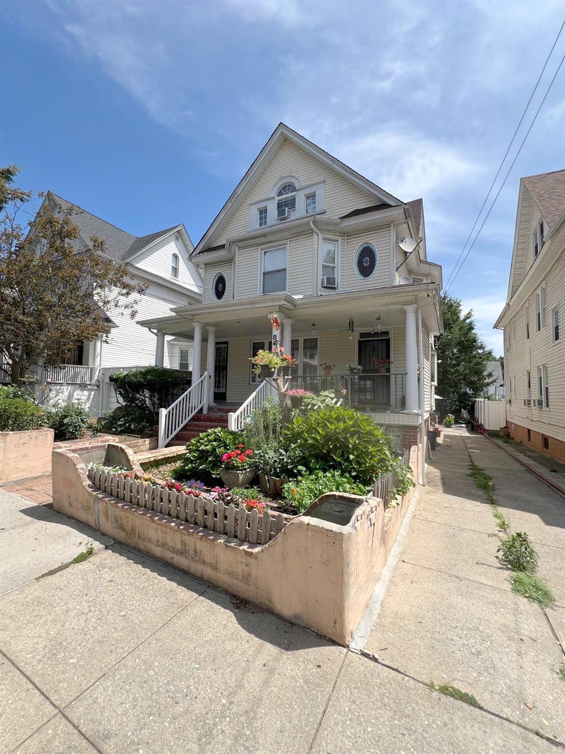 Single Family 88th  Queens, NY 11421, MLS-881094-5