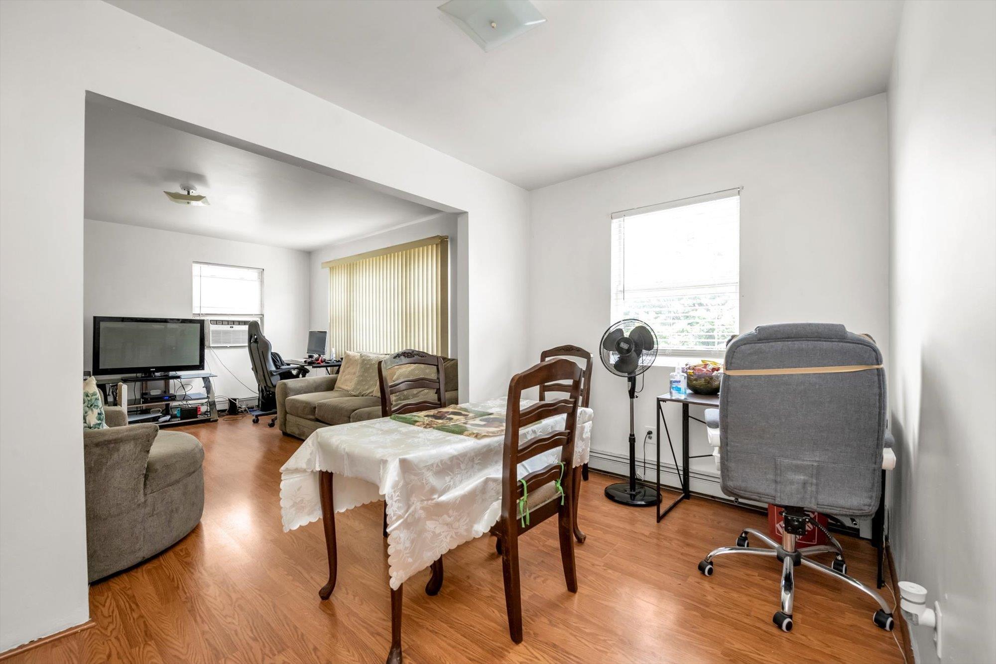 Single Family Spa  Queens, NY 11435, MLS-881097-7
