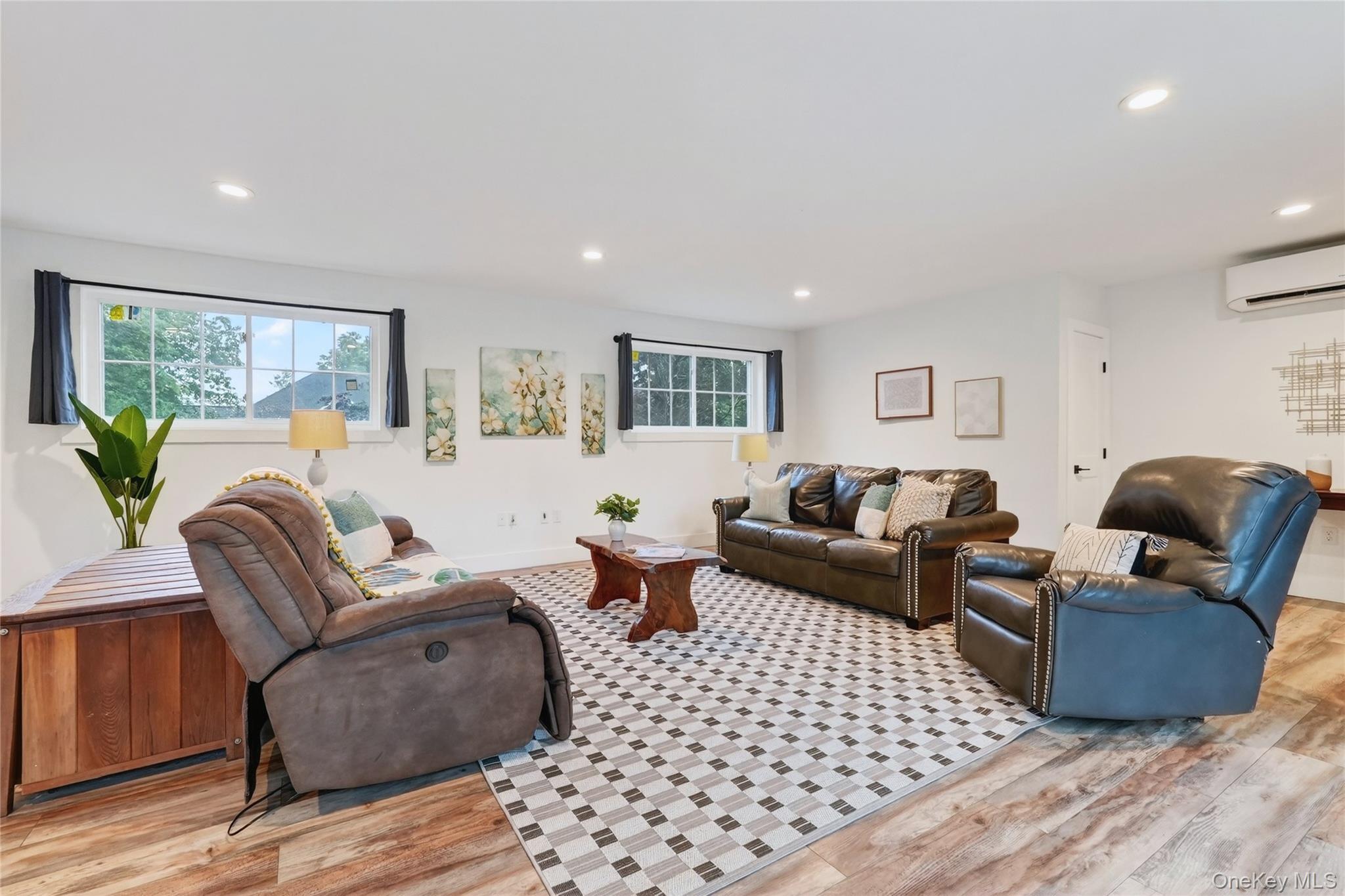 Single Family Heritage  Ulster County, NY 12401, MLS-881159-18