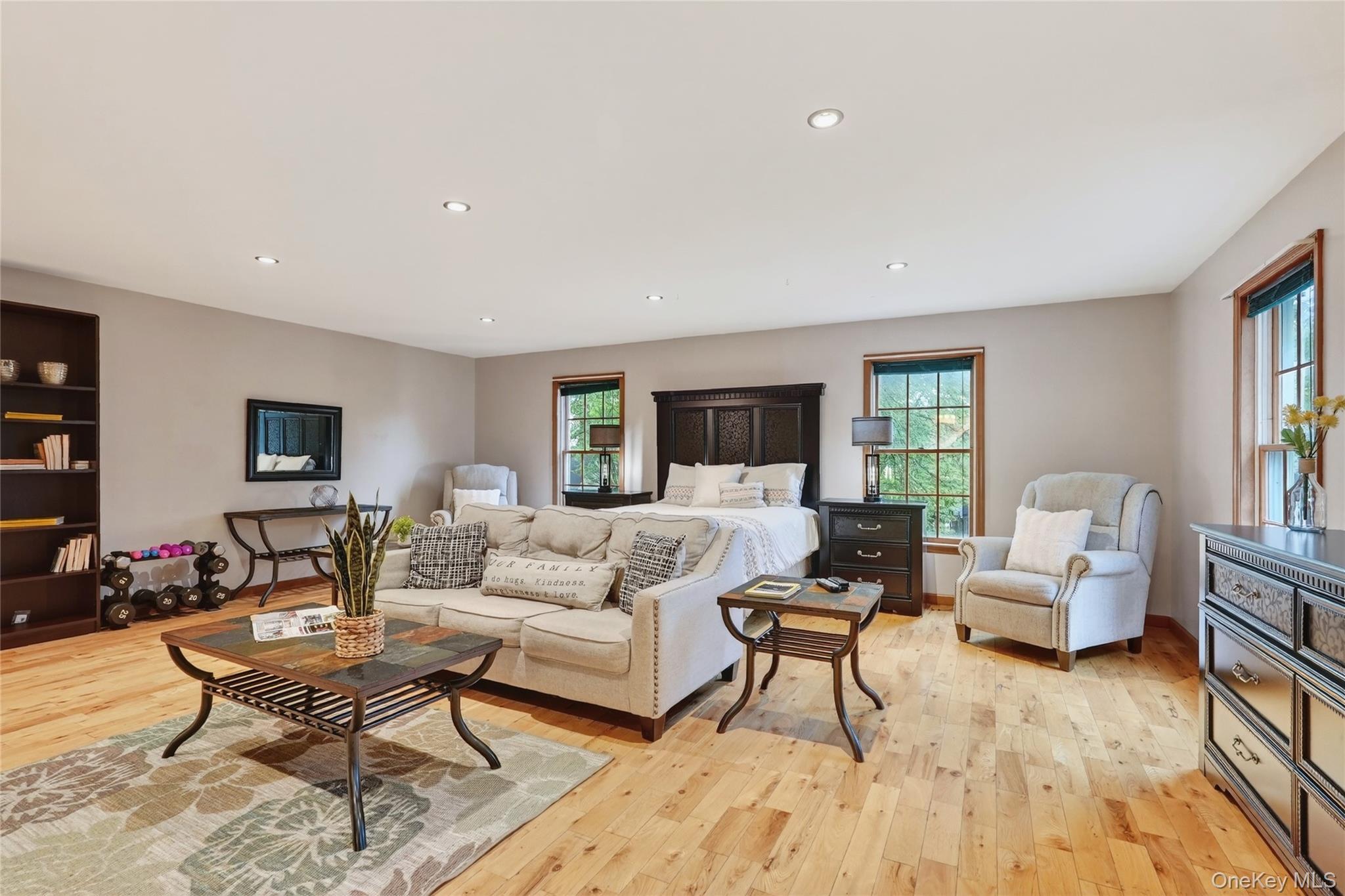 Single Family Heritage  Ulster County, NY 12401, MLS-881159-21