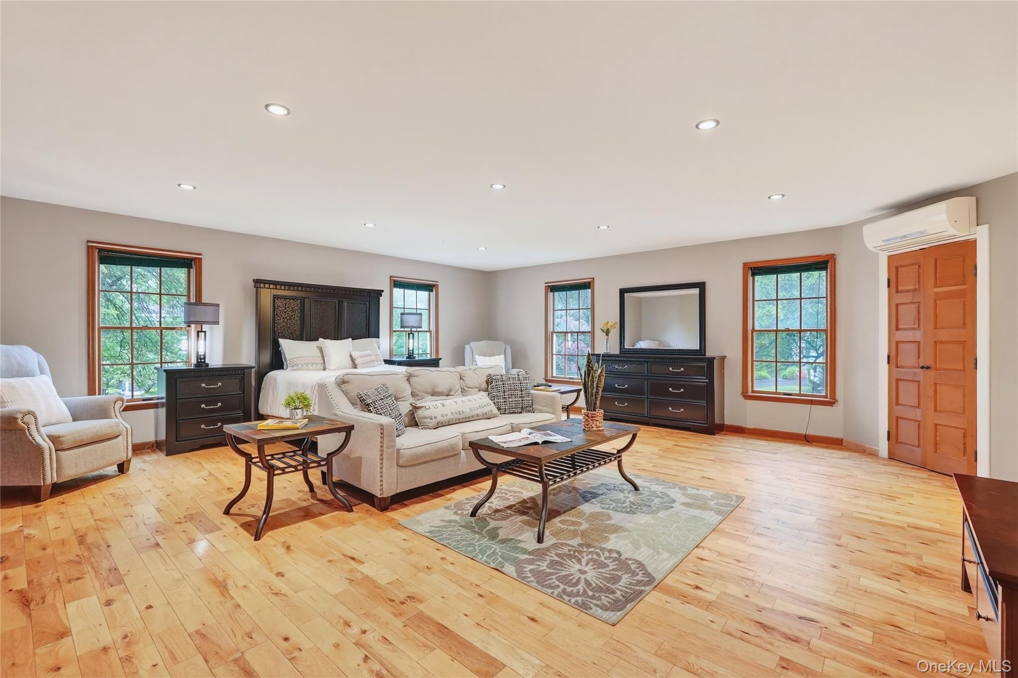 Single Family Heritage  Ulster County, NY 12401, MLS-881159-22