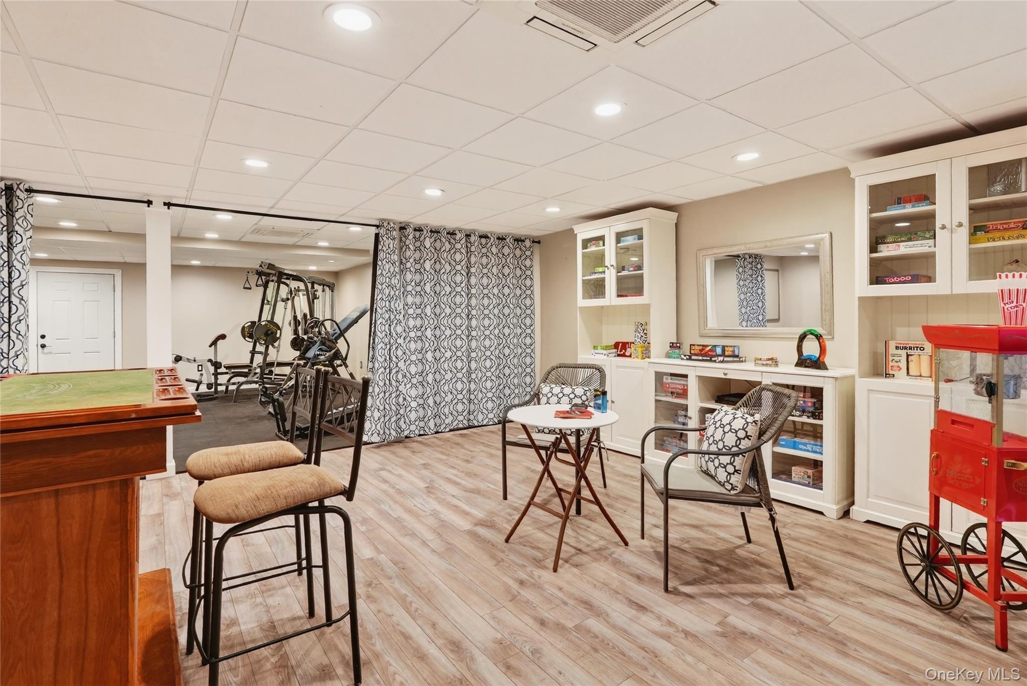 Single Family Heritage  Ulster County, NY 12401, MLS-881159-35