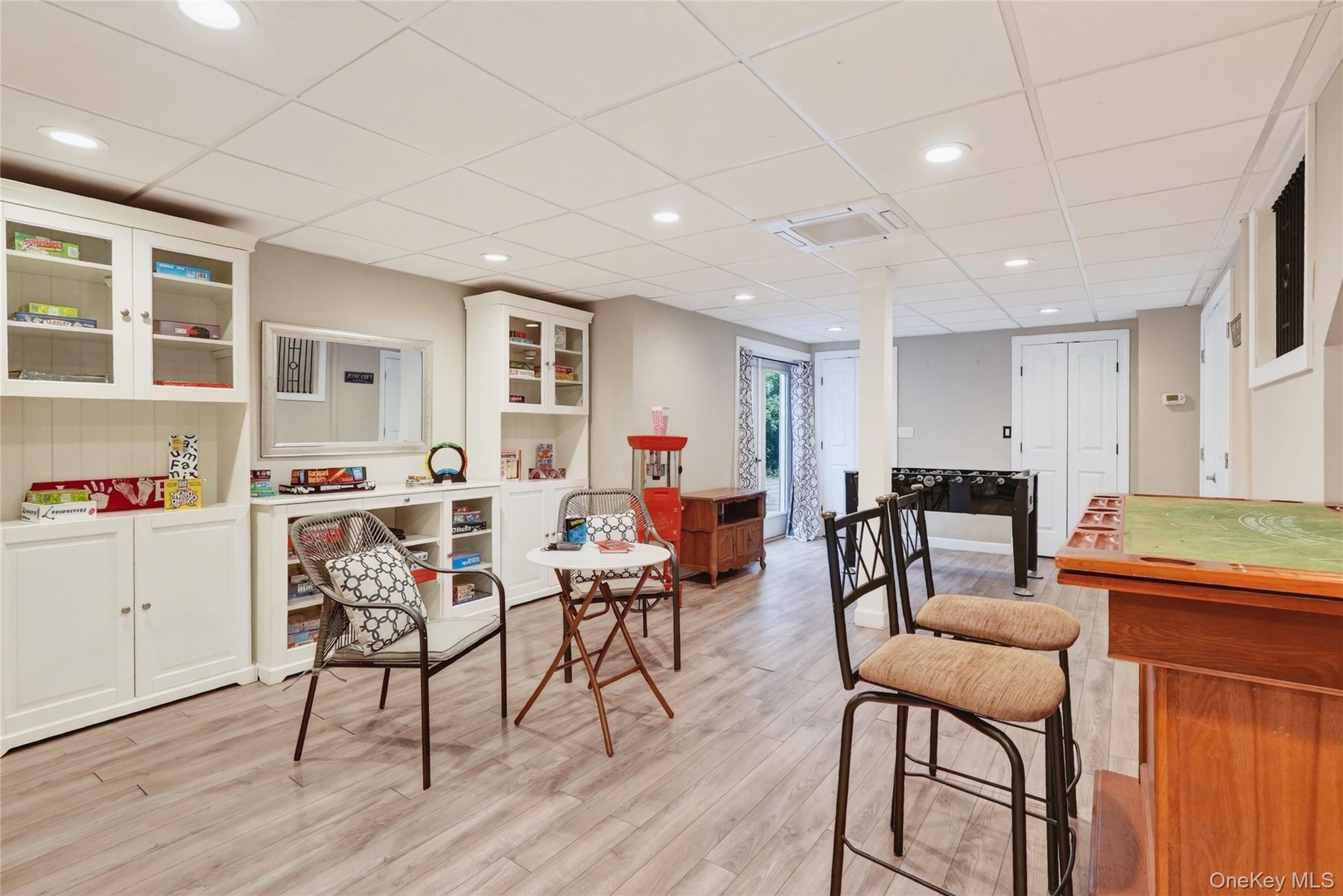 Single Family Heritage  Ulster County, NY 12401, MLS-881159-36