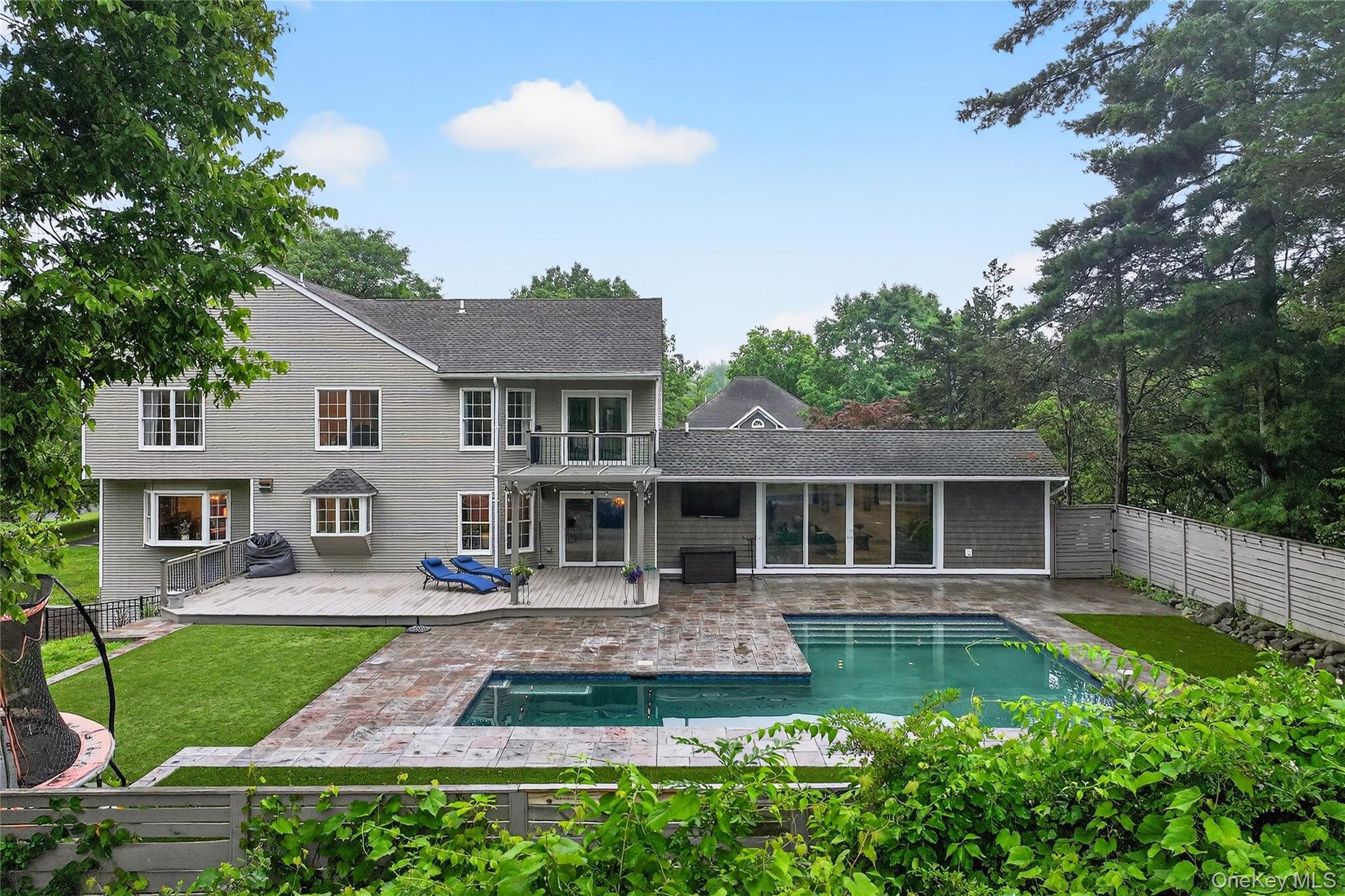 Single Family Heritage  Ulster County, NY 12401, MLS-881159-40