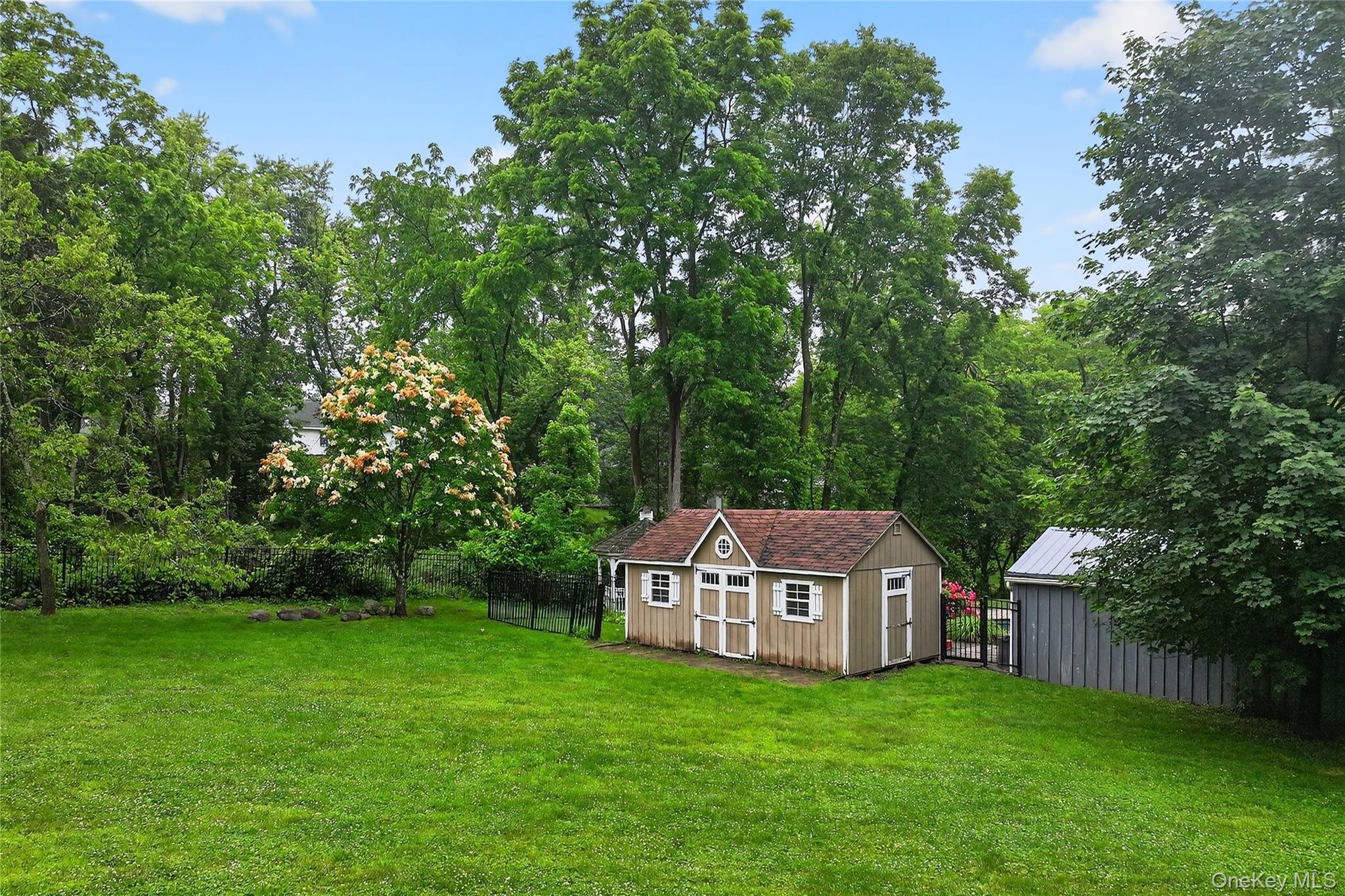 Single Family Heritage  Ulster County, NY 12401, MLS-881159-44