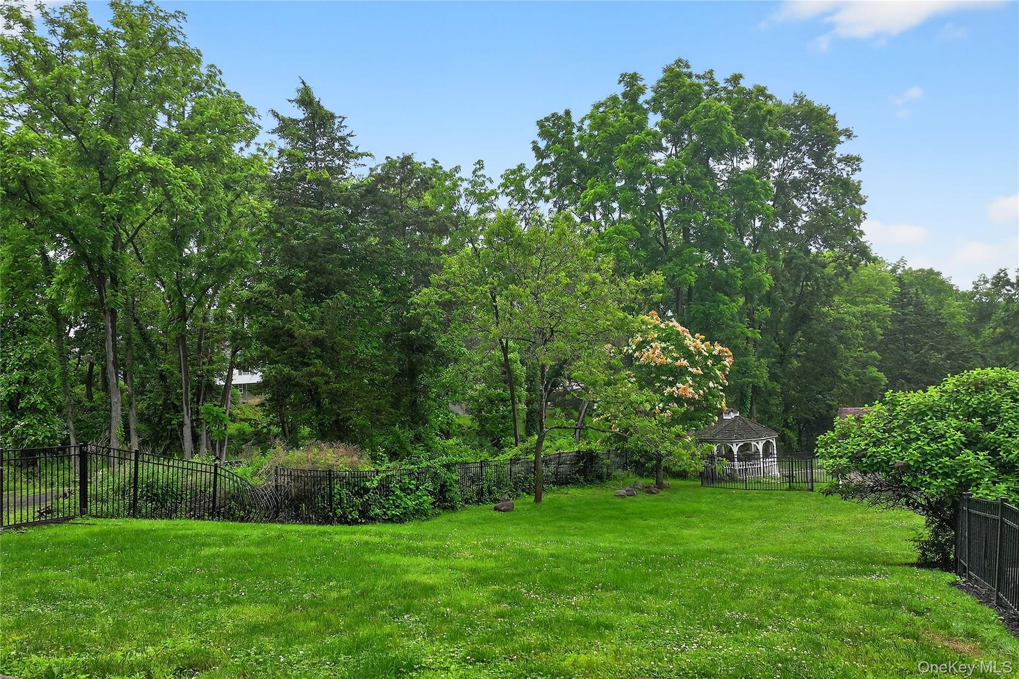 Single Family Heritage  Ulster County, NY 12401, MLS-881159-46