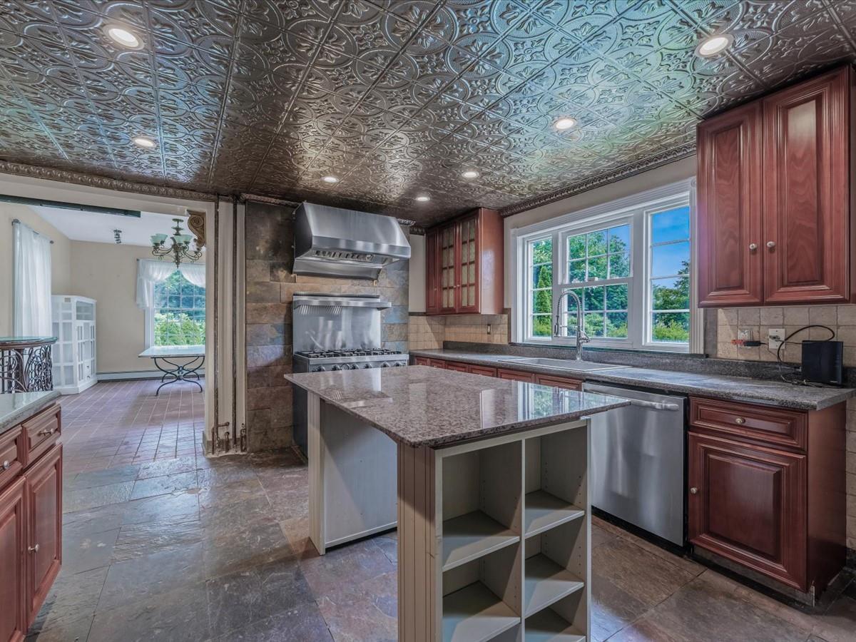 Single Family Arbor Nassau County, NY 11542, MLS-881170-18