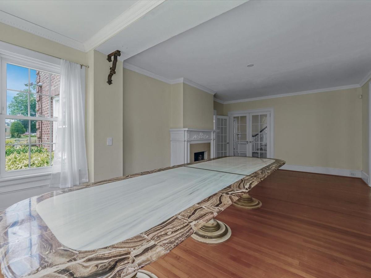 Single Family Arbor Nassau County, NY 11542, MLS-881170-22