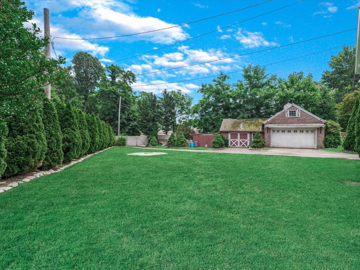 Single Family Arbor Nassau County, NY 11542, MLS-881170-32