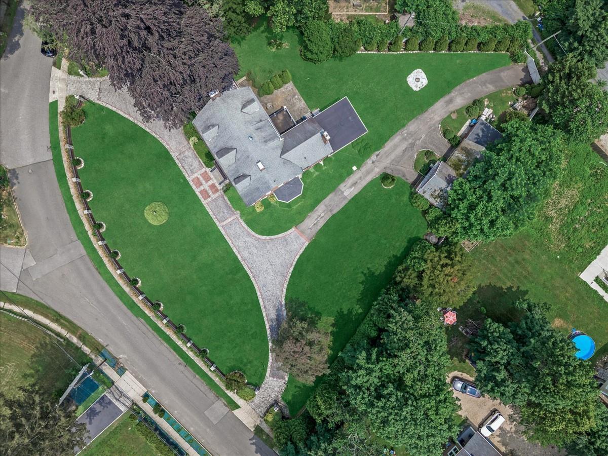 Single Family Arbor Nassau County, NY 11542, MLS-881170-34