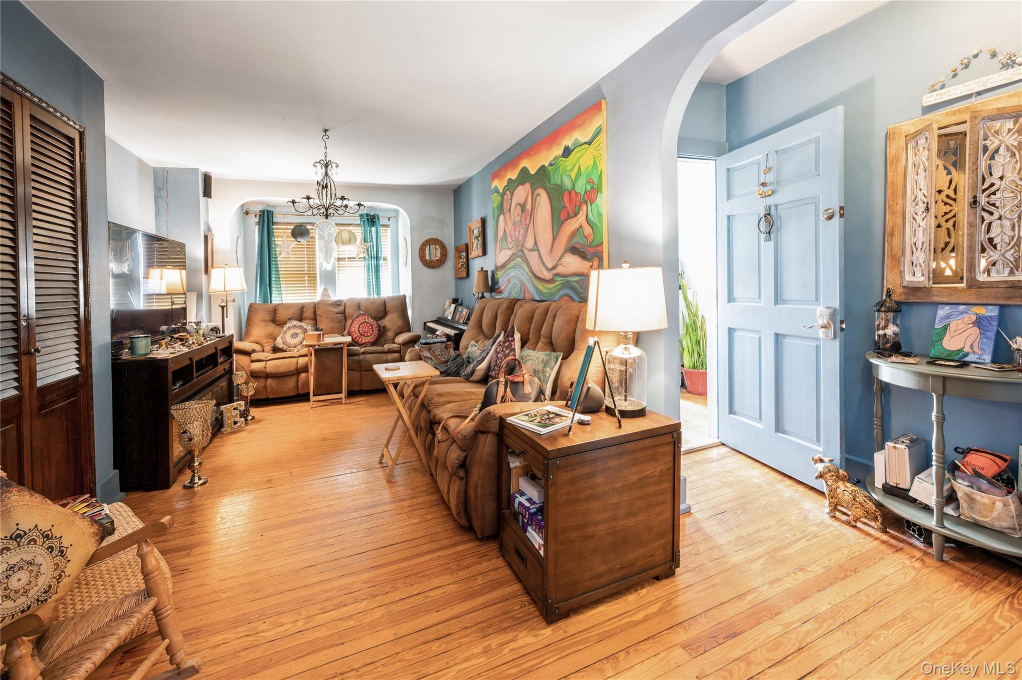 Single Family Edgewood Westchester County, NY 10704, MLS-881177-11