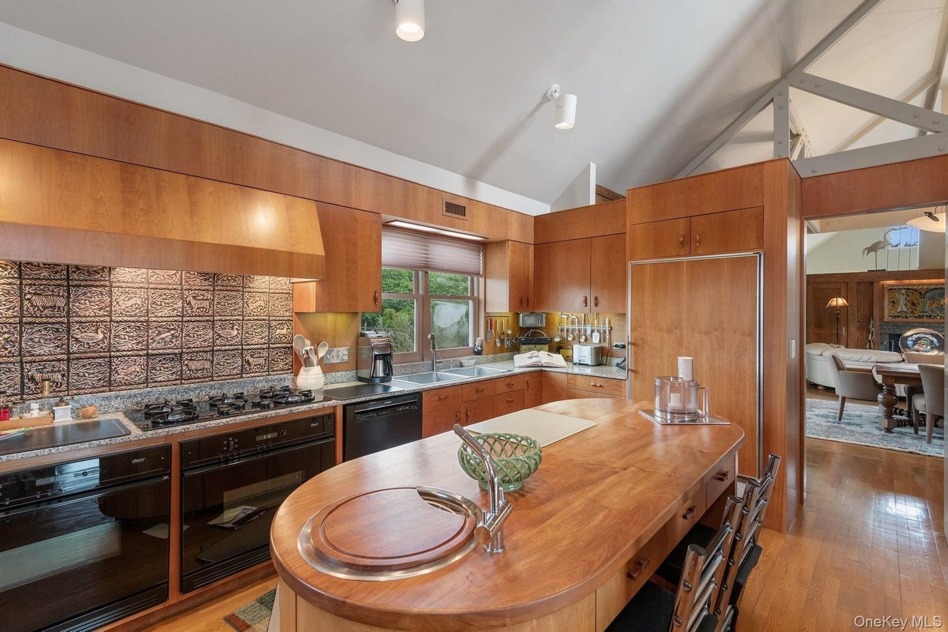 Single Family Tuthill Point Suffolk County, NY 11940, MLS-881241-15