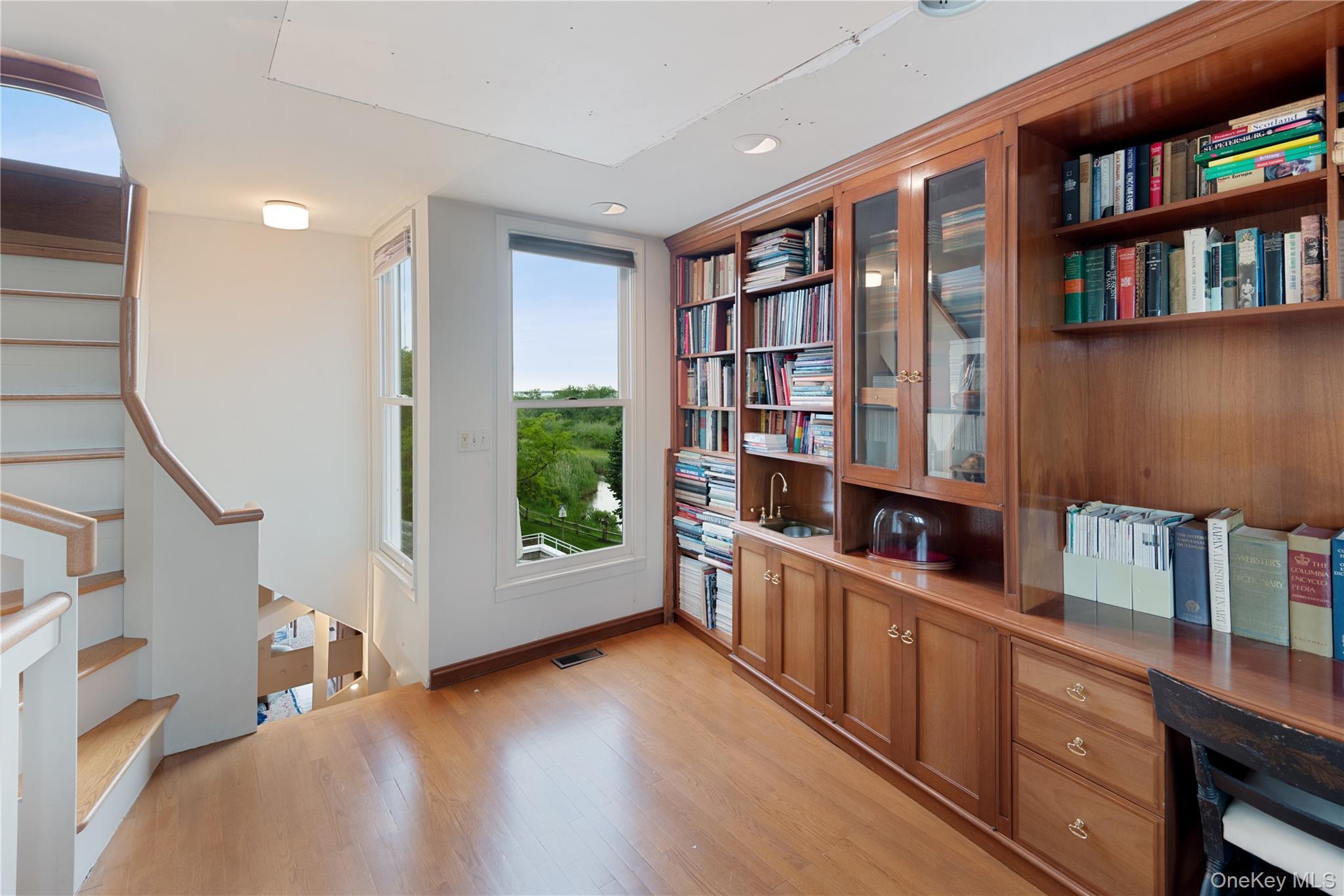 Single Family Tuthill Point Suffolk County, NY 11940, MLS-881241-16