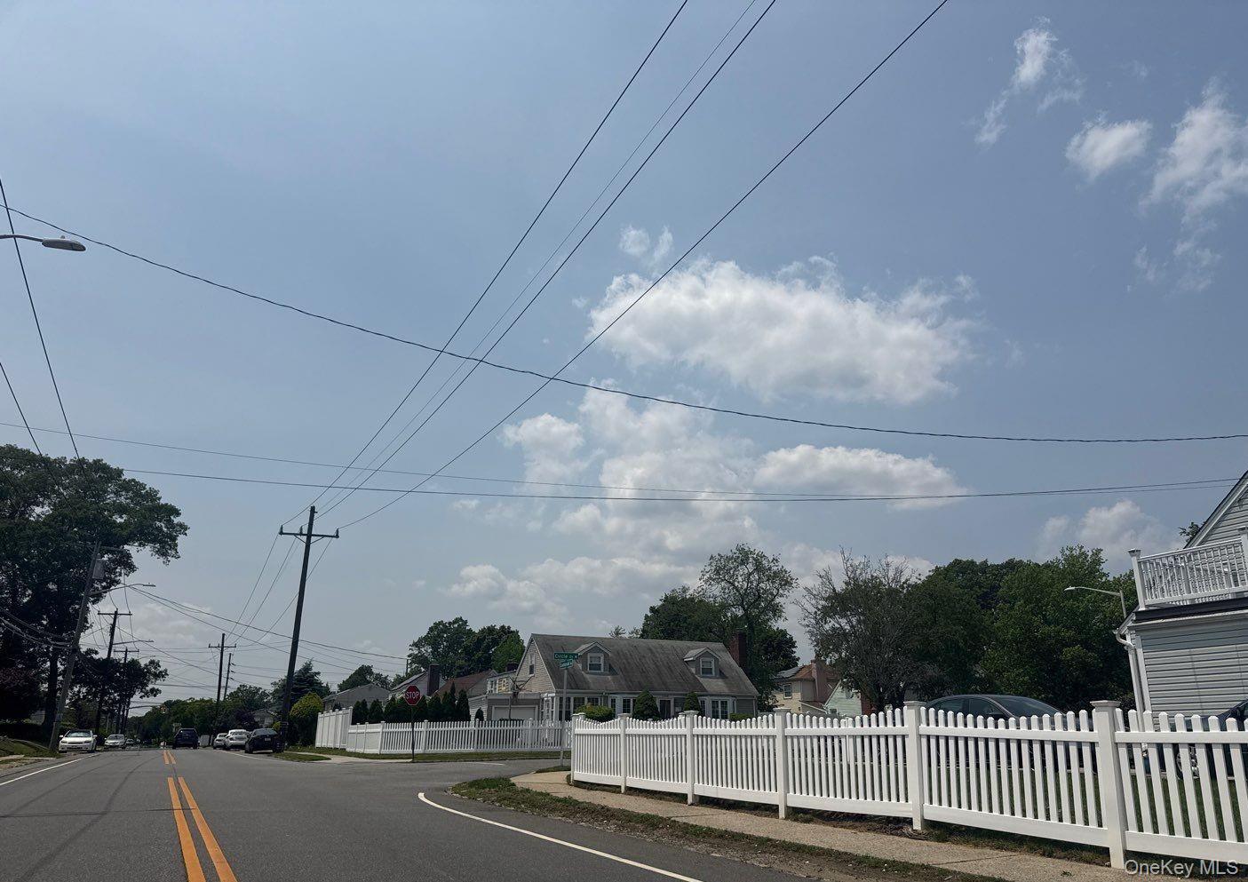 Single Family Centennial  Nassau County, NY 11510, MLS-881254-4