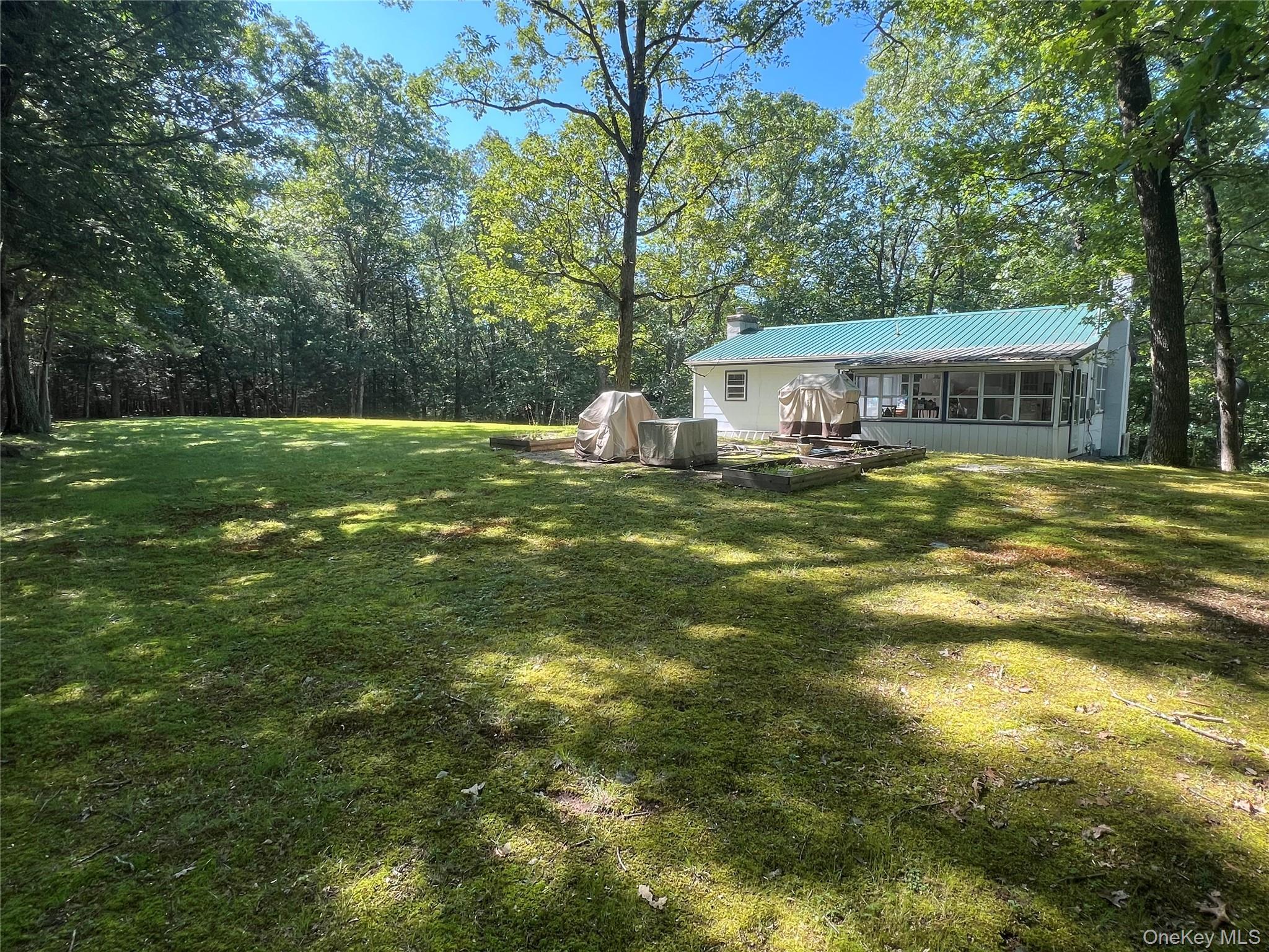 Single Family Hilltop  Sullivan County, NY 12764, MLS-881260-21