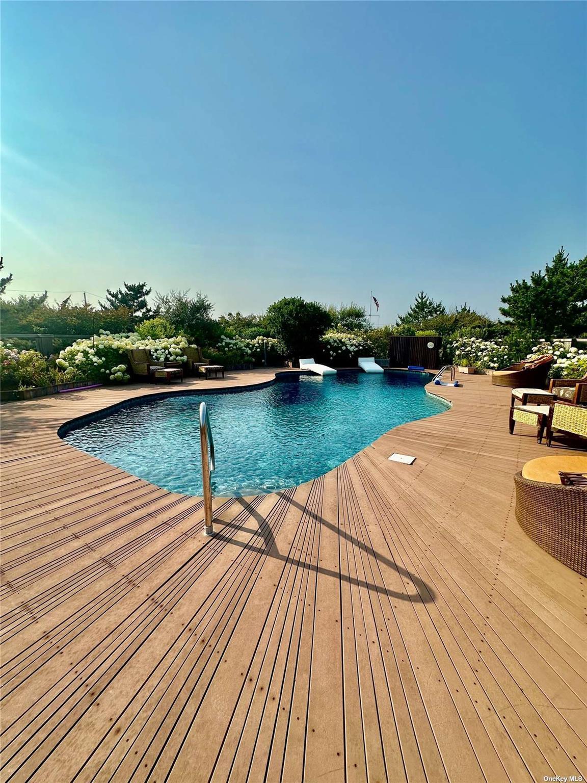 Single Family Dune  Suffolk County, NY 11959, MLS-881262-35