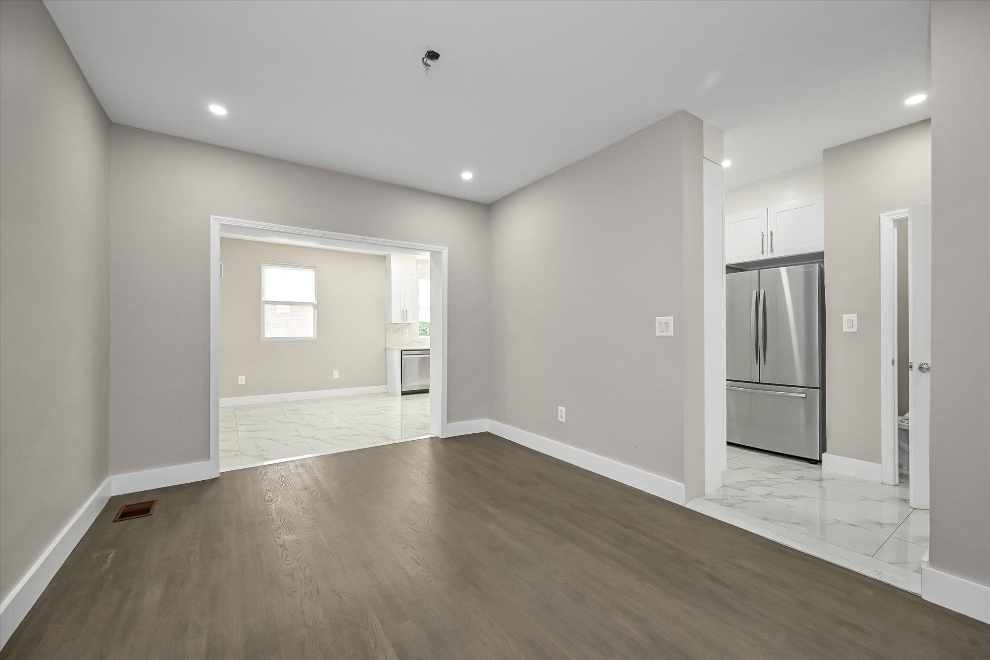 Single Family 72nd  Queens, NY 11367, MLS-881298-10