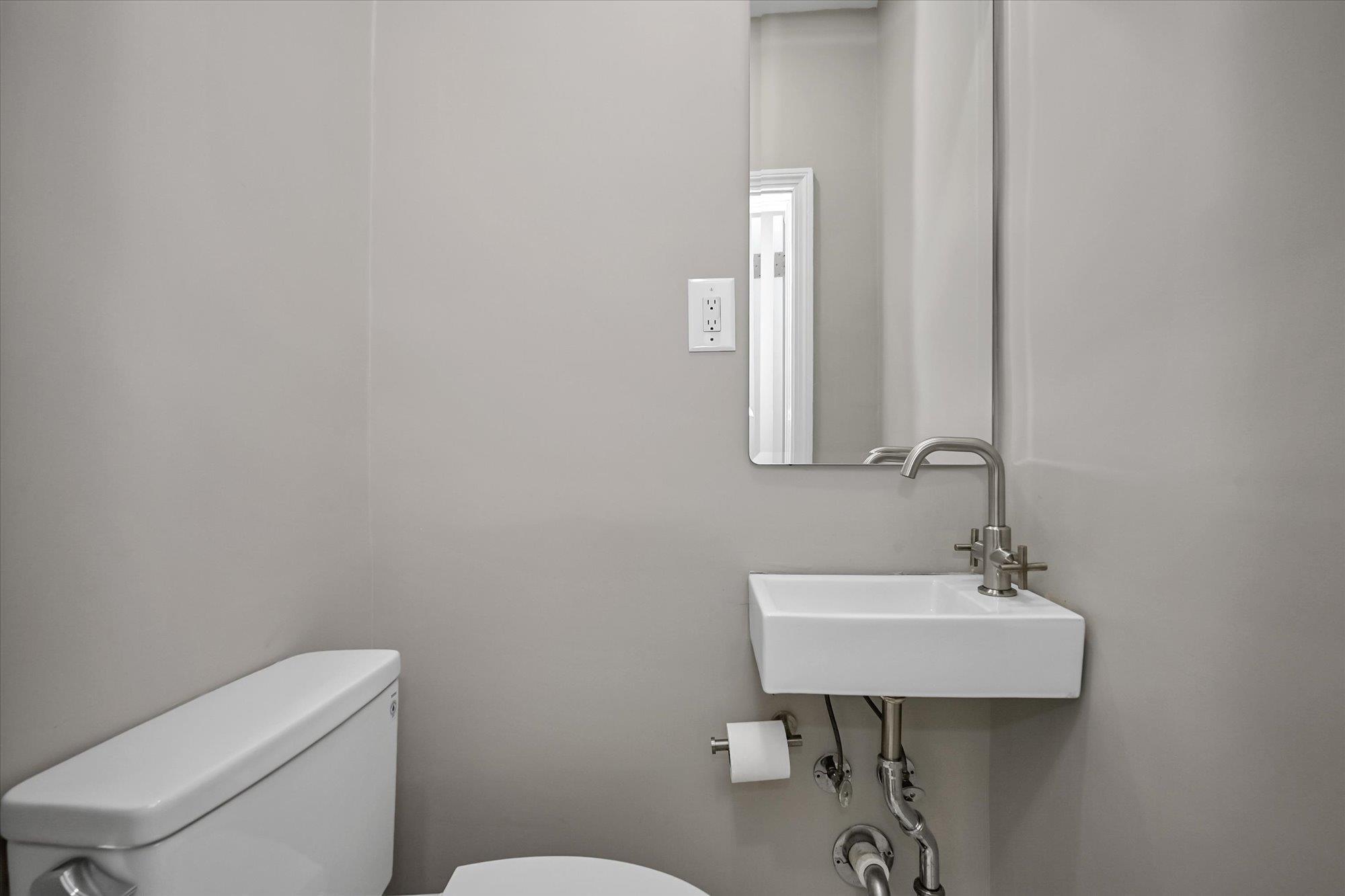 Single Family 72nd  Queens, NY 11367, MLS-881298-12