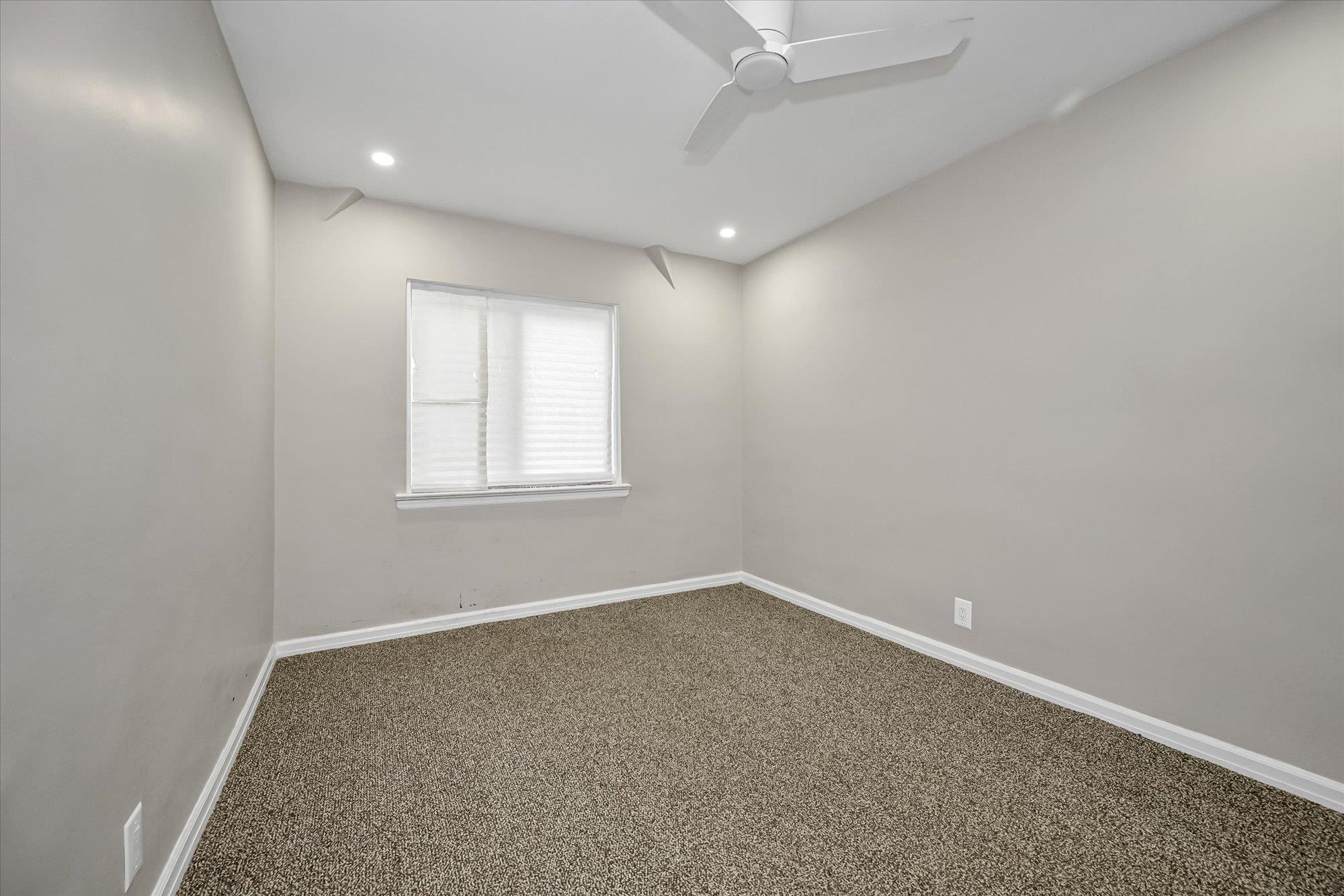 Single Family 72nd  Queens, NY 11367, MLS-881298-15