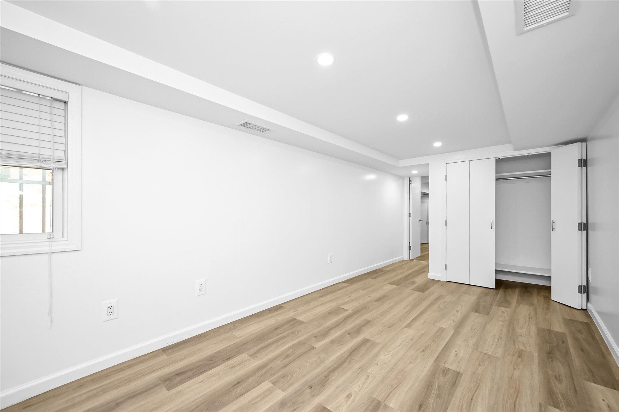 Single Family 72nd  Queens, NY 11367, MLS-881298-20