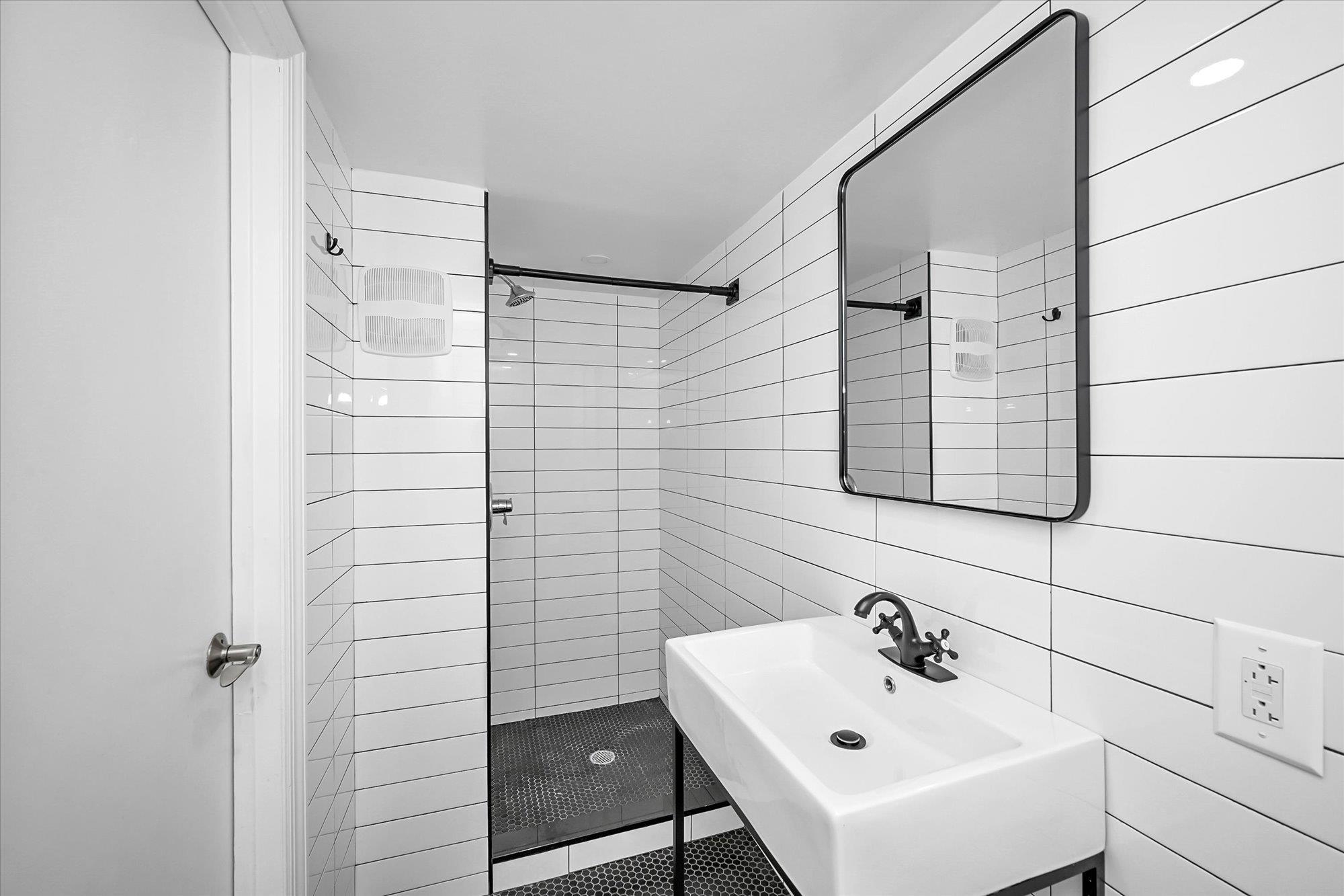 Single Family 72nd  Queens, NY 11367, MLS-881298-21