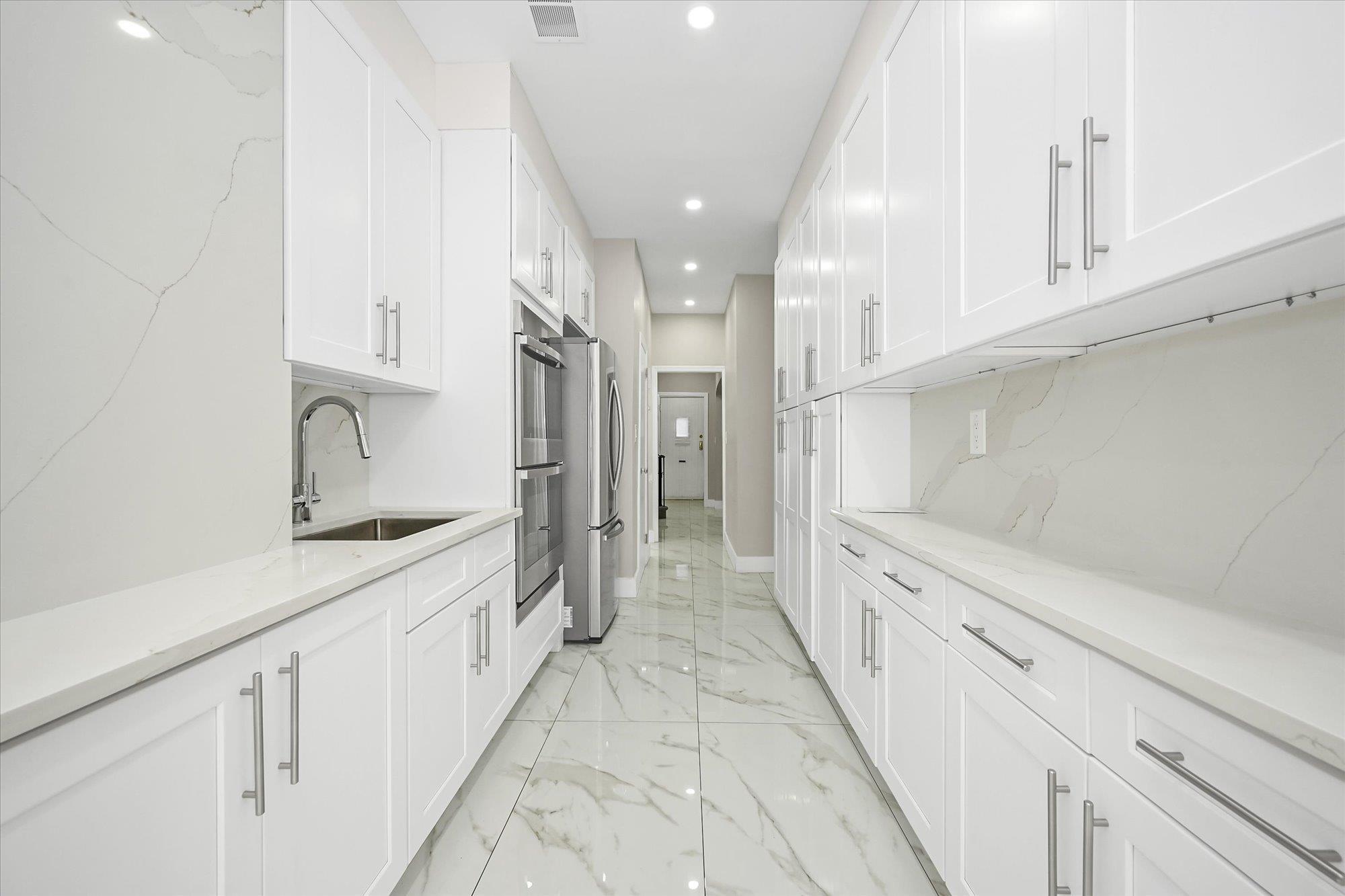 Single Family 72nd  Queens, NY 11367, MLS-881298-3