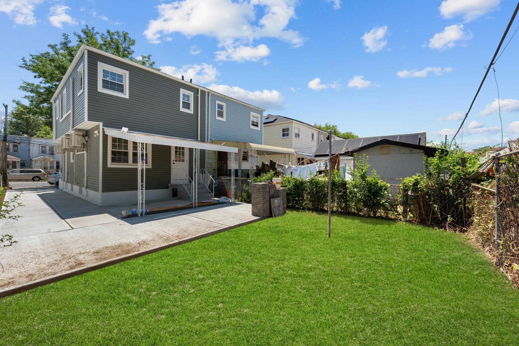 Single Family Foch  Queens, NY 11434, MLS-881318-17