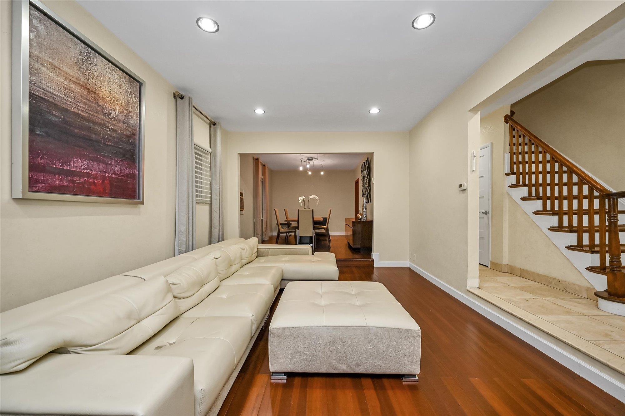 Single Family 70th  Queens, NY 11367, MLS-881345-3