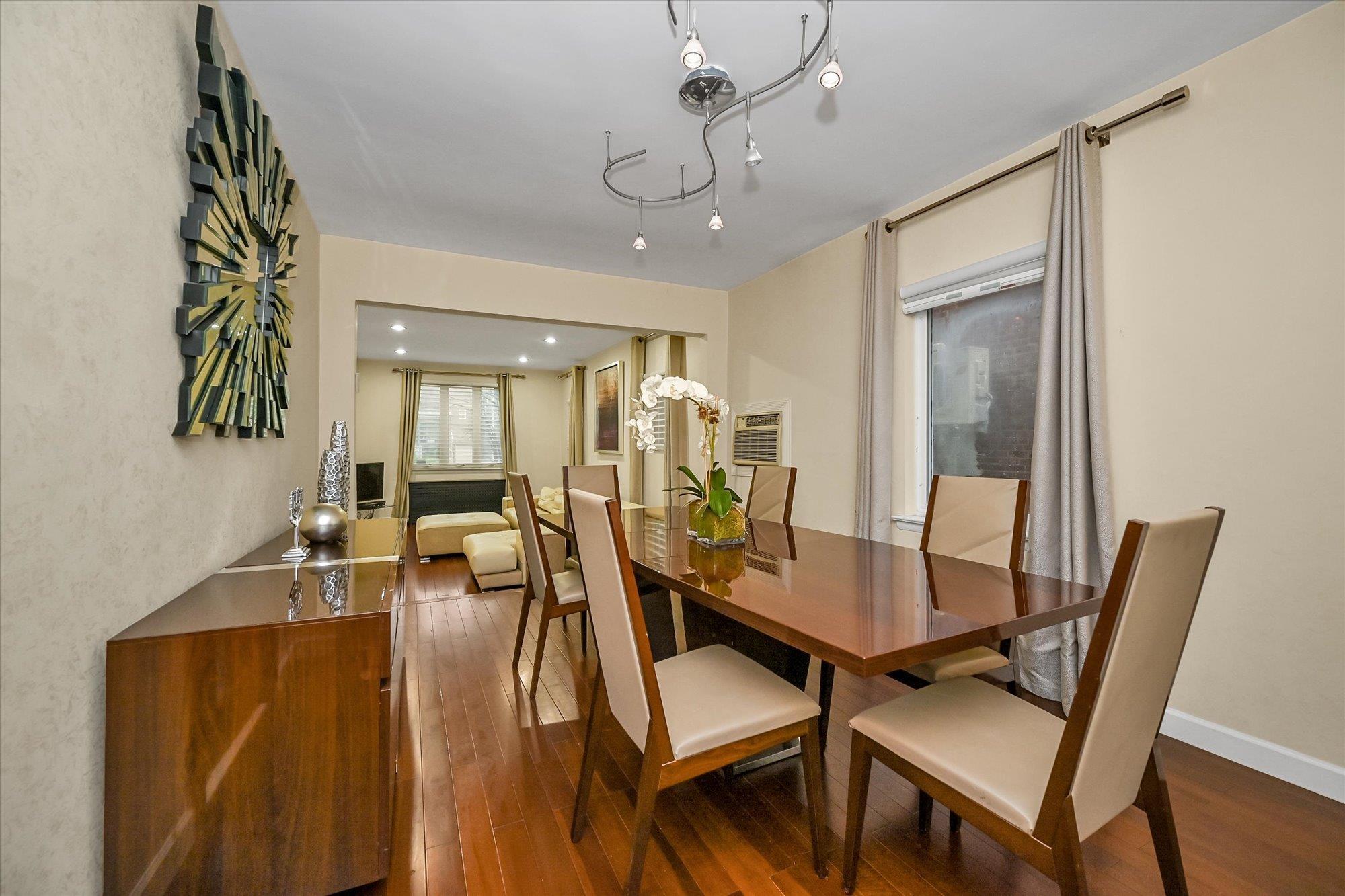 Single Family 70th  Queens, NY 11367, MLS-881345-6