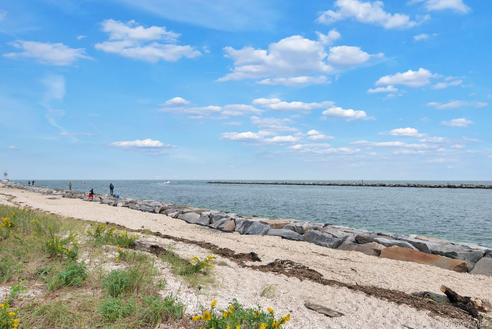 Single Family Breakwater  Suffolk County, NY 11952, MLS-881349-15